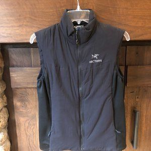 Women's Black Arc'teryx Atom LT Vest - Small